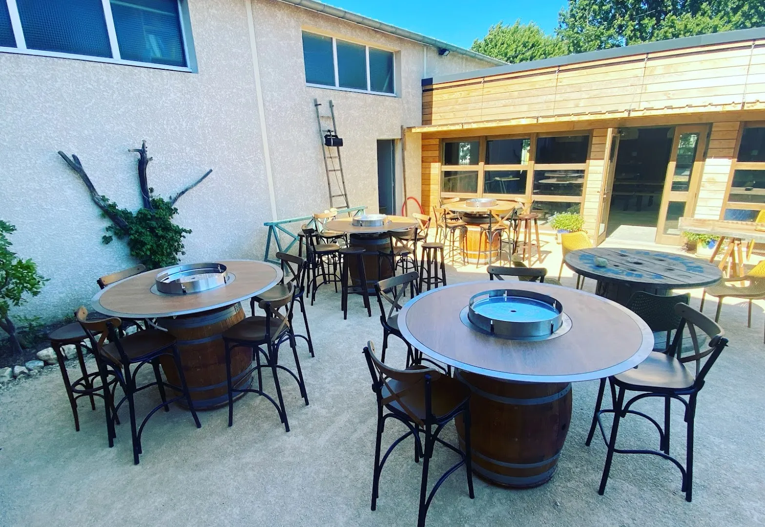 L’ Etabli Bar - Restaurant Savoyard !